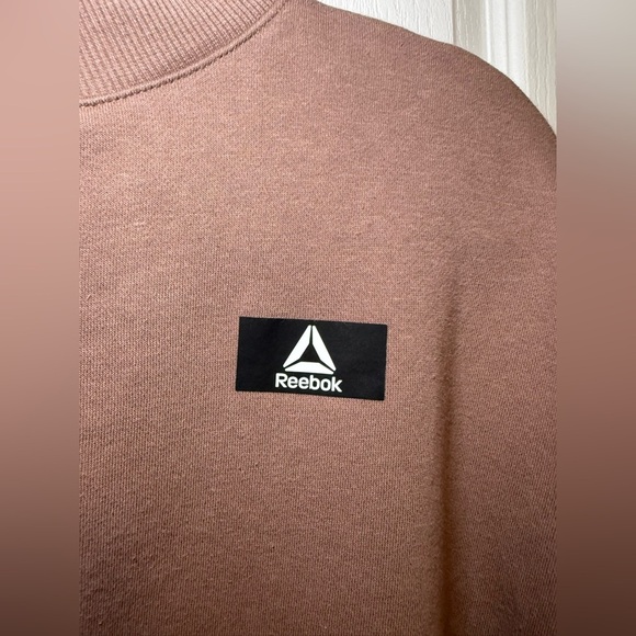 Reebok - Women's Casual Athletic Sporty Warm Brown Long Sleeve Mockneck Crop Top - Picture 7 of 8